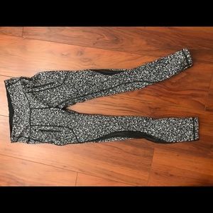 Lulu lemon spotted leggings